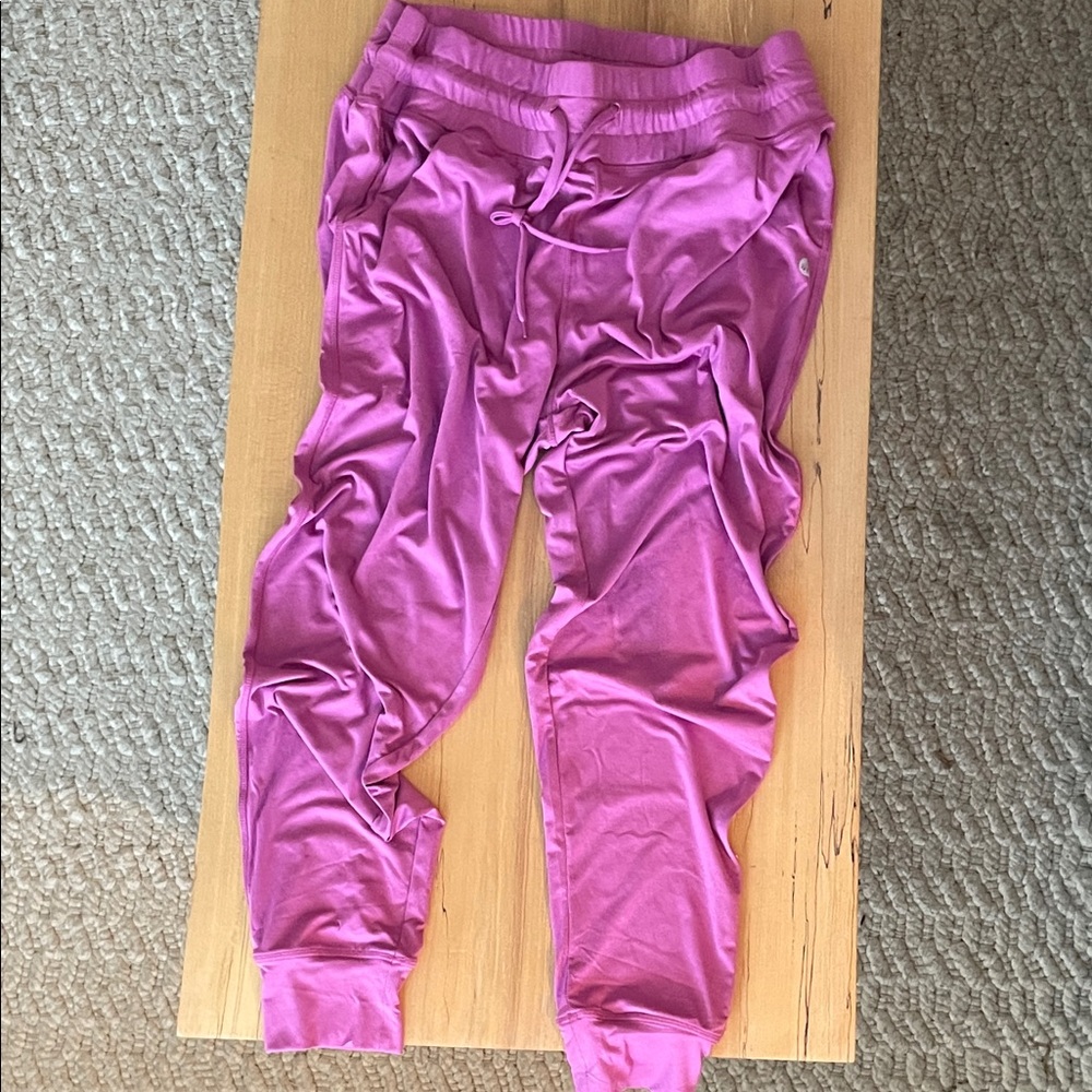 Senita Athletics Women's Pink Joggers